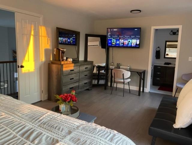 Sunsets At The Oasis Greater Napanee Exterior foto